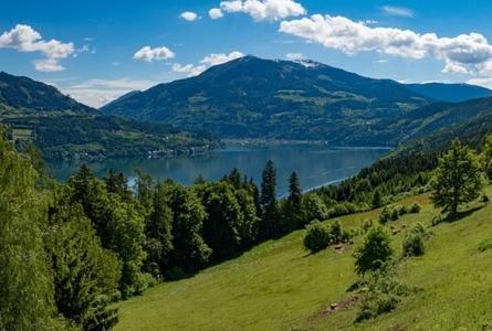 Gasthof Kirchenwirt Gnesau Екстериор снимка